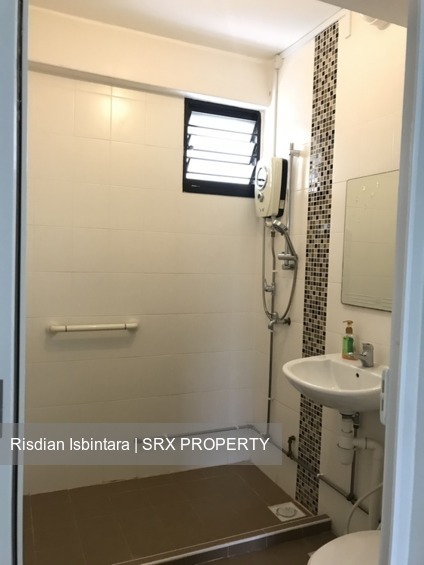 Blk 217 Lorong 8 Toa Payoh (Toa Payoh), HDB 5 Rooms #160610802